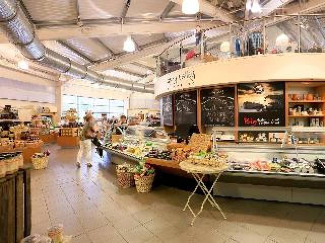 Desportos y Entretenimento