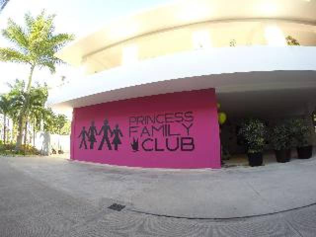 Desportos y Entretenimento