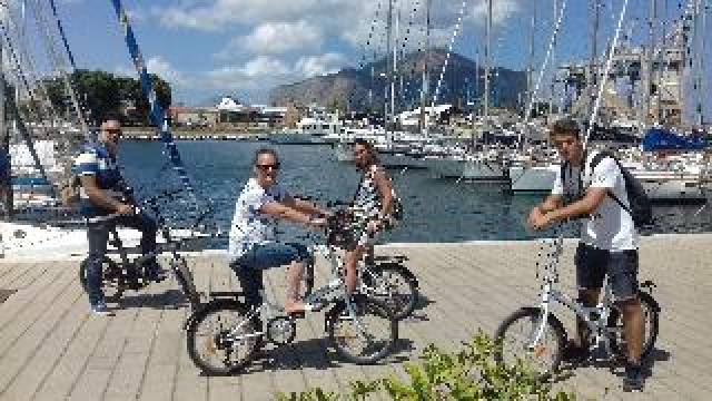 Desportos y Entretenimento
