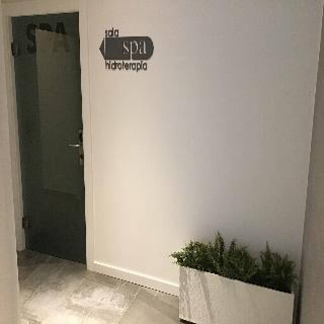 Desportos y Entretenimento