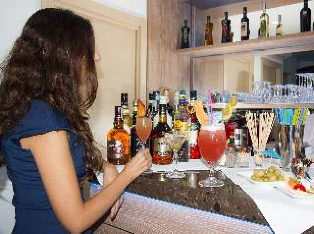 Bar