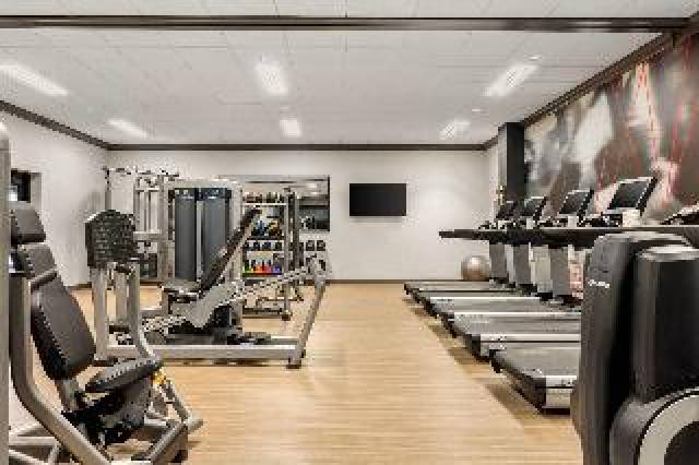 Desportos y Entretenimento