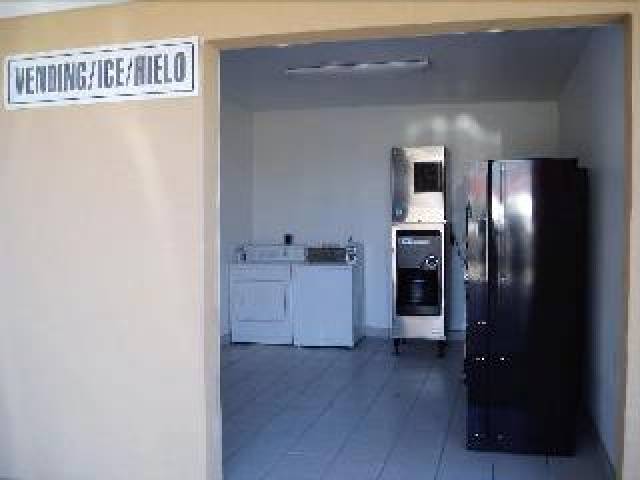 Desportos y Entretenimento