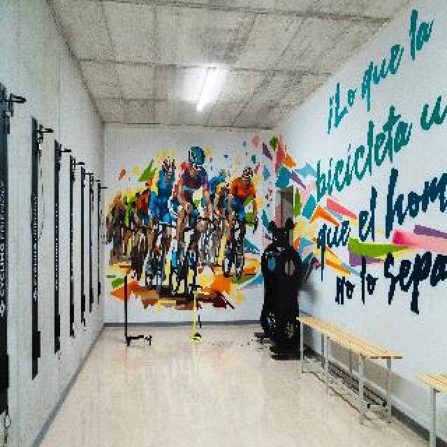 Desportos y Entretenimento