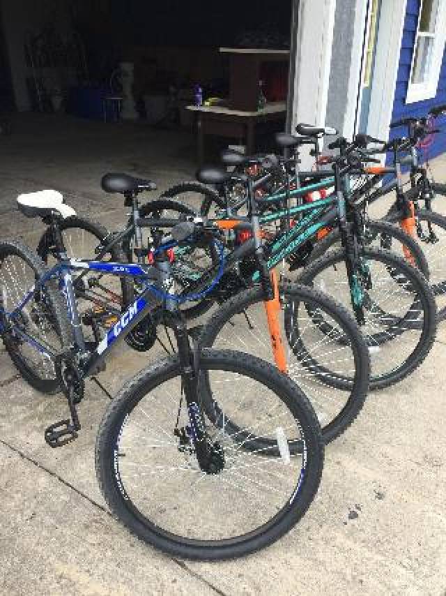 Desportos y Entretenimento
