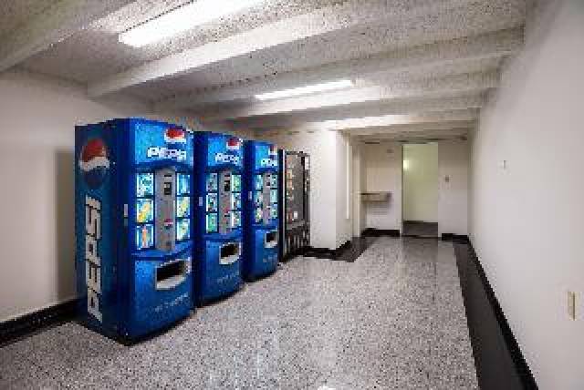 Desportos y Entretenimento