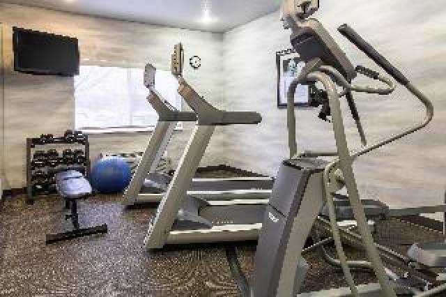 Desportos y Entretenimento