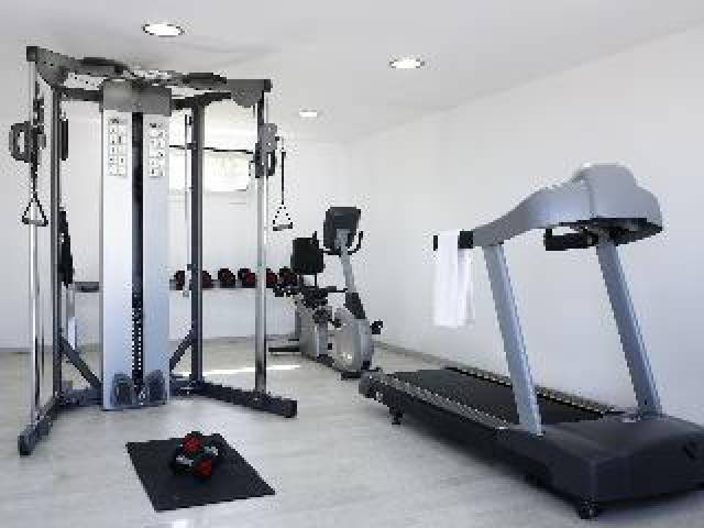 Desportos y Entretenimento