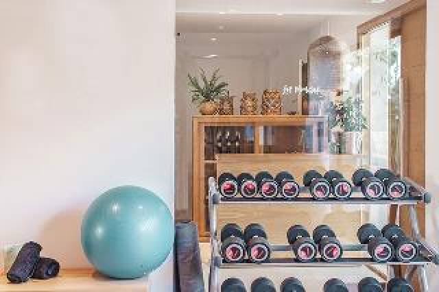 Desportos y Entretenimento