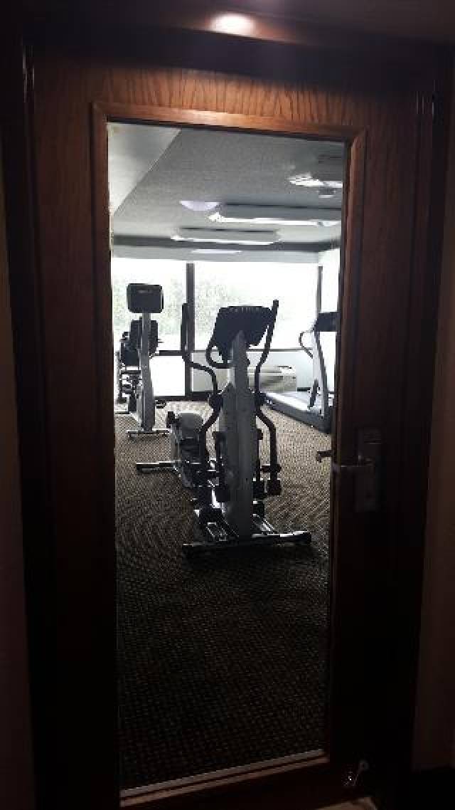 Desportos y Entretenimento