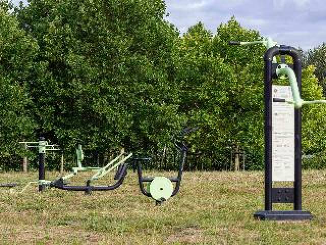 Desportos y Entretenimento