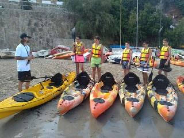 Desportos y Entretenimento
