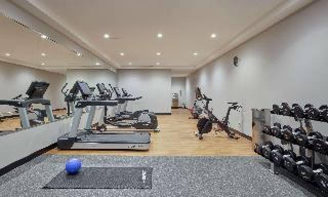 Desportos y Entretenimento