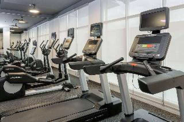 Desportos y Entretenimento