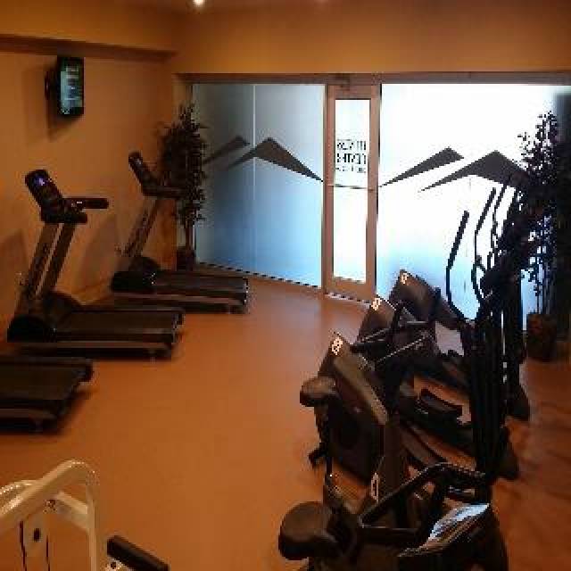 Desportos y Entretenimento