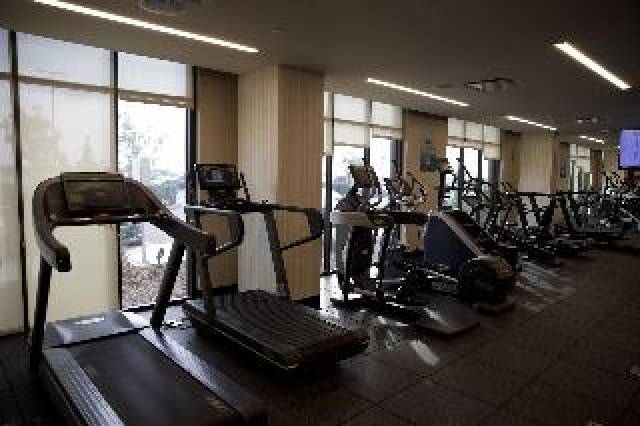Desportos y Entretenimento