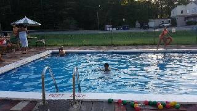 Desportos y Entretenimento
