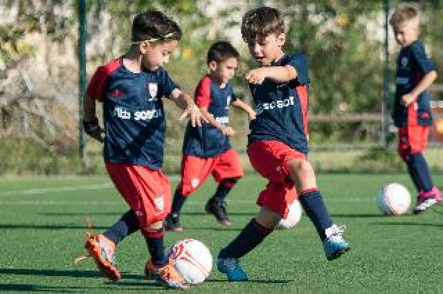 Desportos y Entretenimento