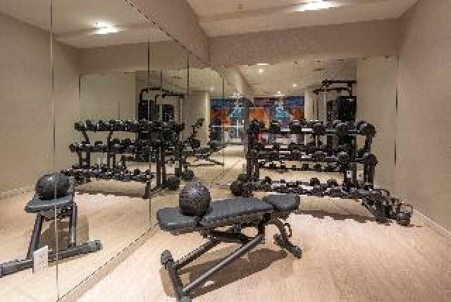 Desportos y Entretenimento