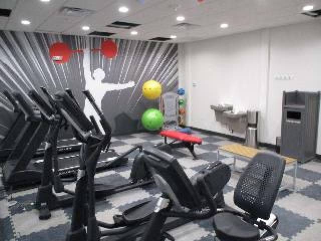 Desportos y Entretenimento