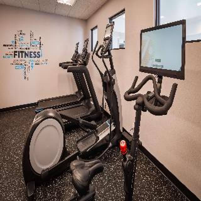 Desportos y Entretenimento