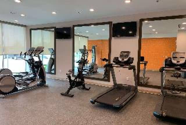 Desportos y Entretenimento