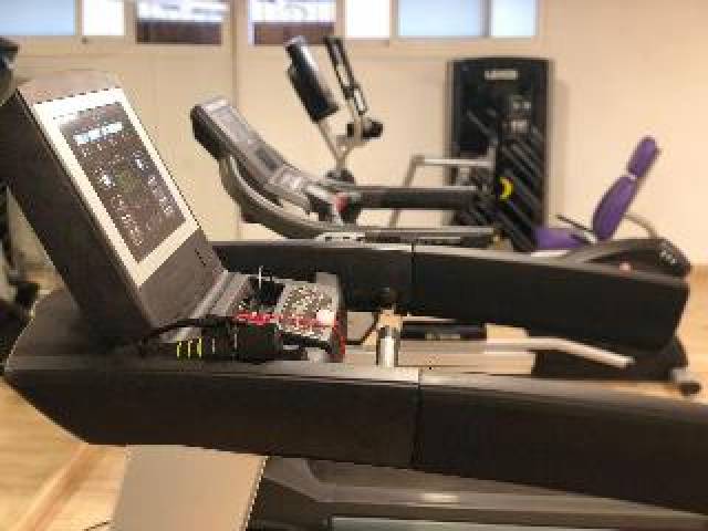 Desportos y Entretenimento