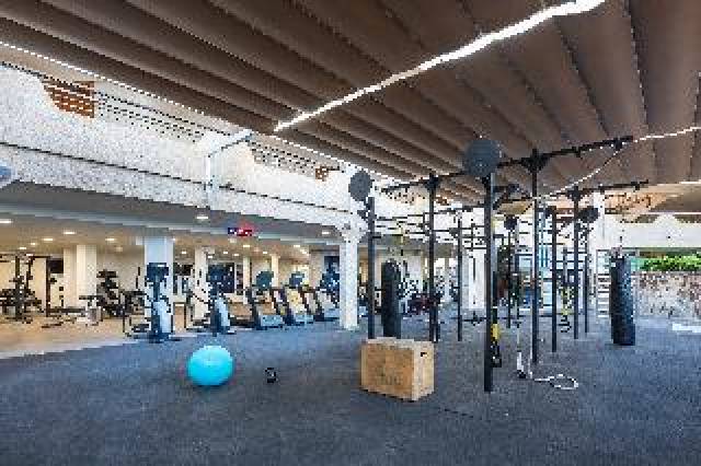 Desportos y Entretenimento