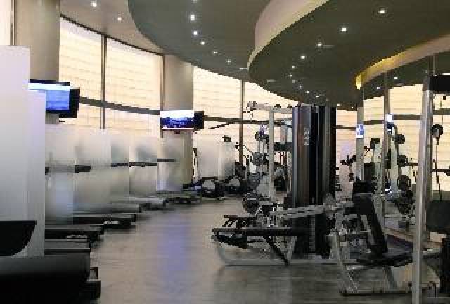 Desportos y Entretenimento