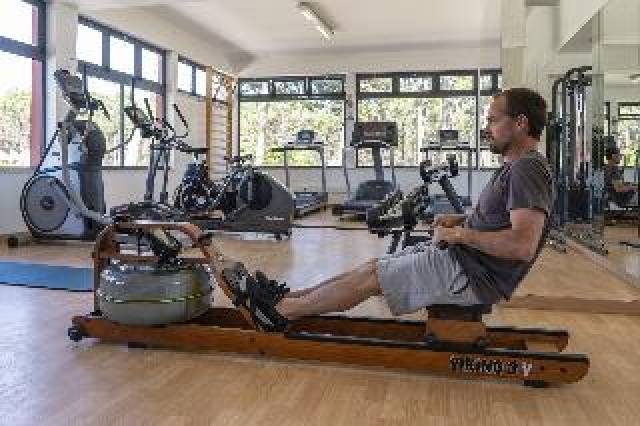 Desportos y Entretenimento