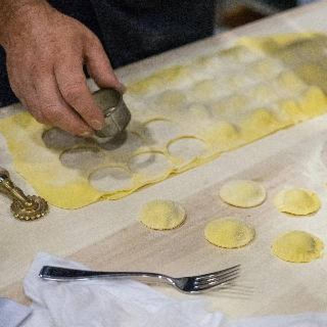 Desportos y Entretenimento