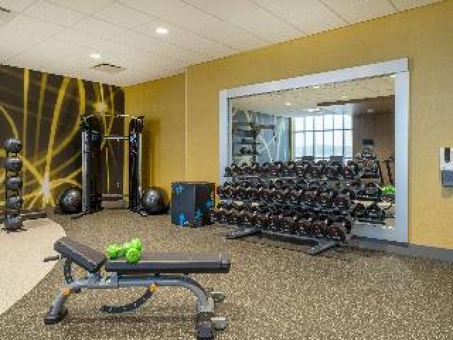 Desportos y Entretenimento