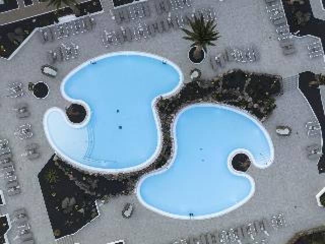 Desportos y Entretenimento