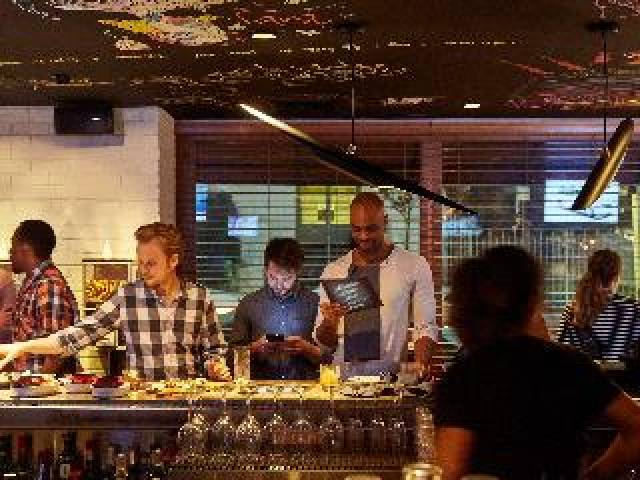 Bar