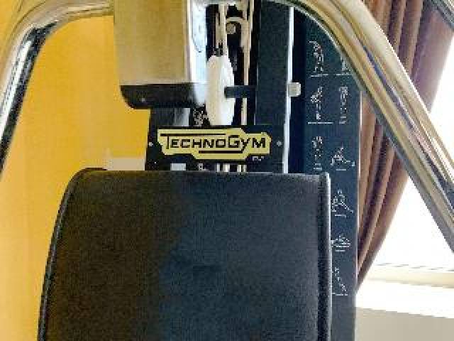 Desportos y Entretenimento