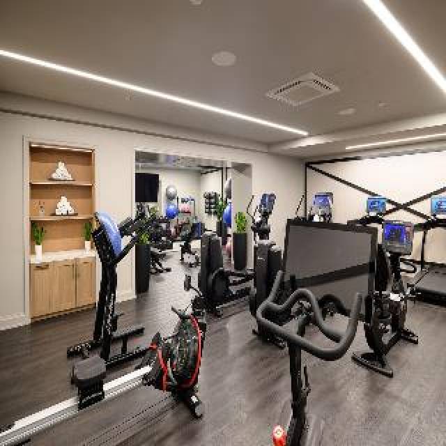 Desportos y Entretenimento