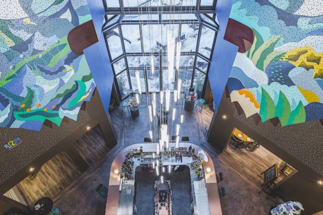 Lobby	