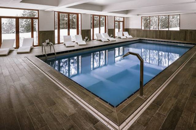 Piscina interior