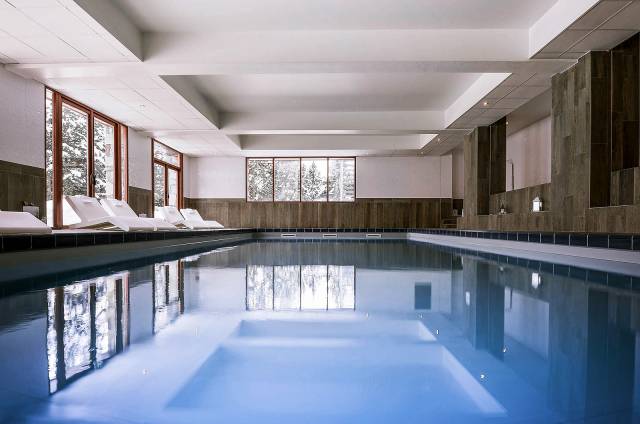 Piscina interior