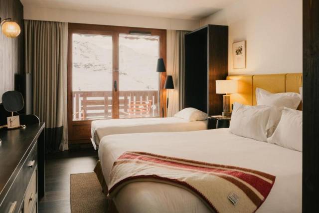 Duplo superior com cama extra