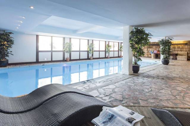 Piscina interior