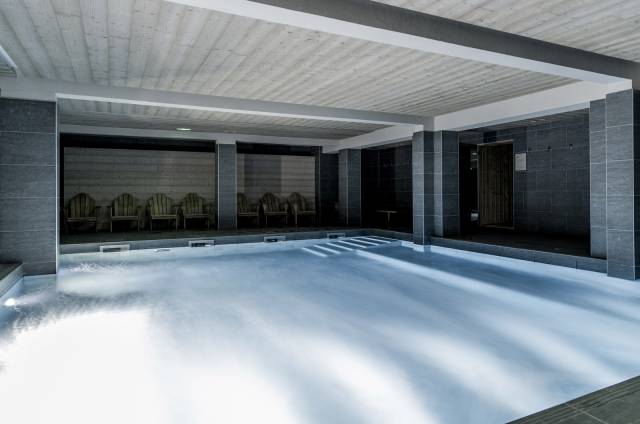 Piscina interior