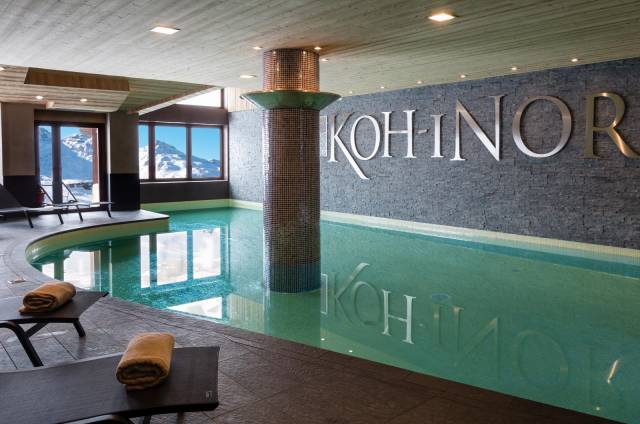 Piscina interior