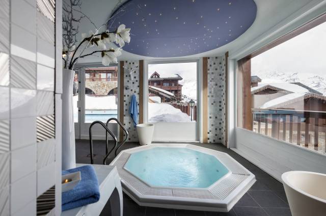 Jacuzzi