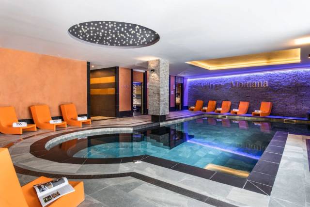 Piscina interior
