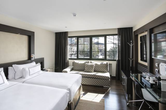 Quarto duplo premium comunicante