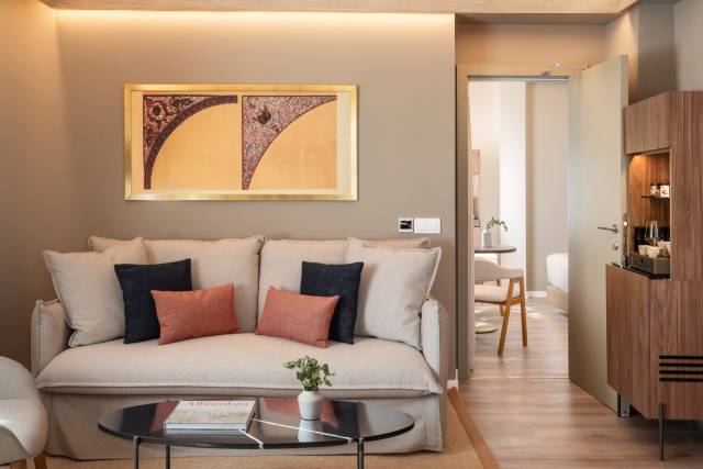The Level Master Suite