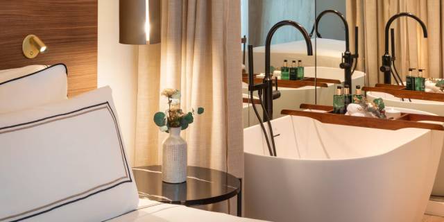 Quarto The Level T2 Master Suite