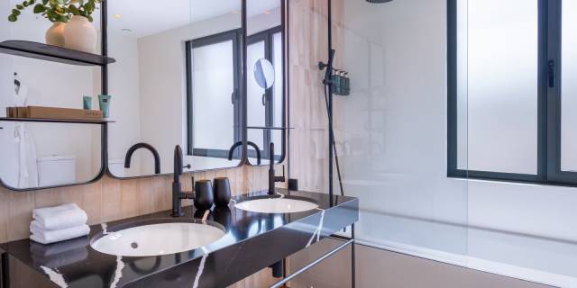 Quarto The Level T2 Master Suite