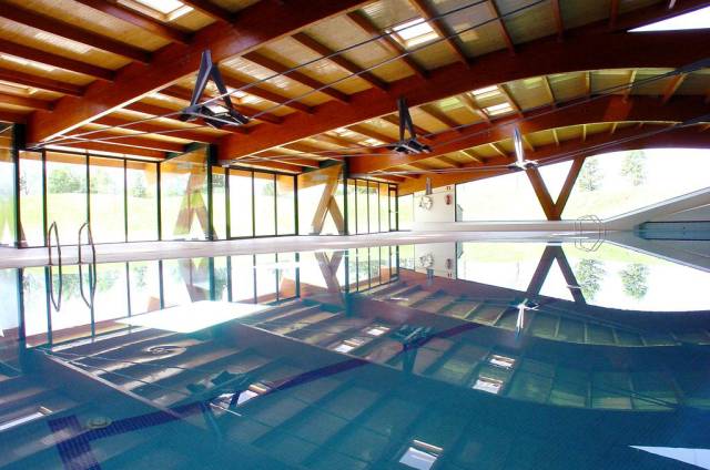Piscina interior